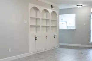 13010 Trail Hollow Dr, Houston, TX 77079 - Photo 11