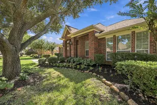 33211 Woodton Ct, Weston Lakes, TX 77441 - Photo 5