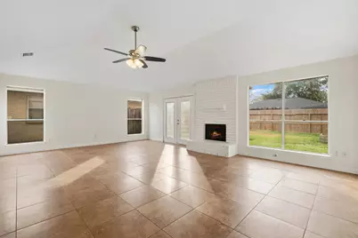 4134 Arapajo Street, Baytown, TX 77521 - Photo 17