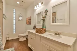 1513 19th St, Galveston, TX 77550 - Photo 31