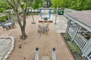 1513 19th St, Galveston, TX 77550 - Photo 15