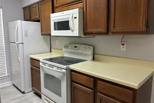 8299 Cambridge St, Houston, TX 77054 - Photo 11