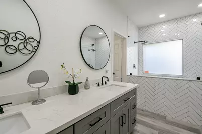 16314 Concord Falls Lane, Sugar Land, TX 77498 - Photo 17