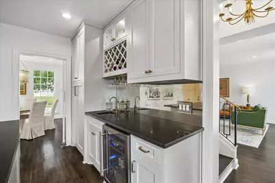 2439 Stanmore Drive, Houston, TX 77019 - Photo 13