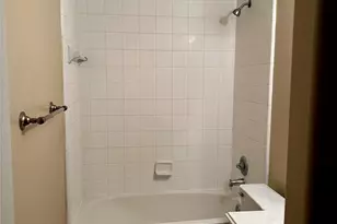 435 Brushy Glen Dr, Houston, TX 77073 - Photo 9