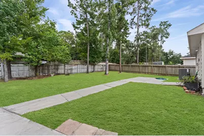 10920 Fairview Drive, Conroe, TX 77385 - Photo 5