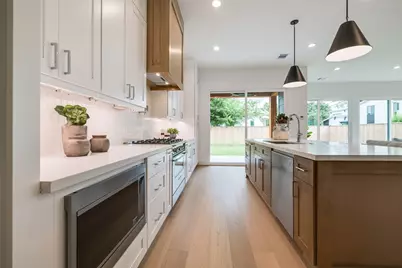 834 Waverly Street, Houston, TX 77007 - Photo 13