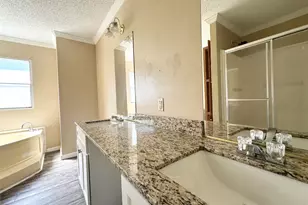 18143 Breezy Dr, Montgomery, TX 77316 - Photo 31