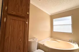 18143 Breezy Dr, Montgomery, TX 77316 - Photo 29