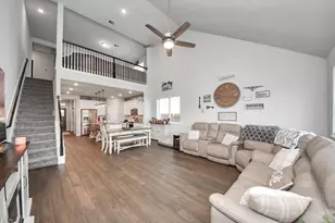 2394 Bishop Lagoon Way, La Porte, TX 77571 - Photo 5