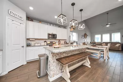 2394 Bishop Lagoon Way, La Porte, TX 77571 - Photo 11