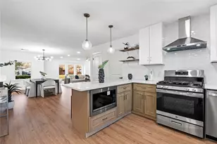 5023 Redstart St, Houston, TX 77035 - Photo 19