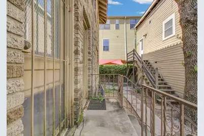 4802 La Branch Street, Houston, TX 77004 - Photo 39