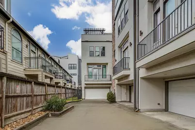 2913 Leeland Street, Houston, TX 77003 - Photo 1