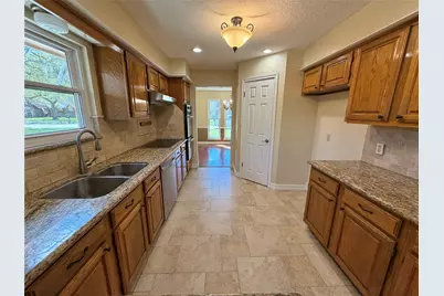 62 Raintree Court, Lake Jackson, TX 77566 - Photo 13