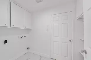 8715 Covent Garden St, Houston, TX 77031 - Photo 11