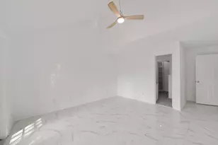 8715 Covent Garden St, Houston, TX 77031 - Photo 15