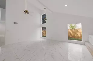 8715 Covent Garden St, Houston, TX 77031 - Photo 5