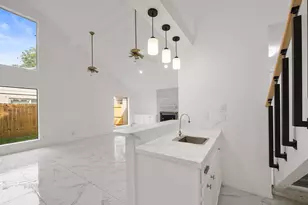 8715 Covent Garden St, Houston, TX 77031 - Photo 3