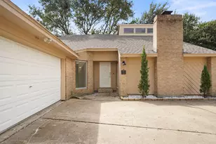 8715 Covent Garden St, Houston, TX 77031 - Photo 33