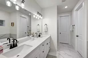 803 Martin St, Houston, TX 77018 - Photo 19