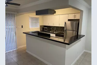 8229 Kingsbrook Road #228, Houston, TX 77024 - Photo 3