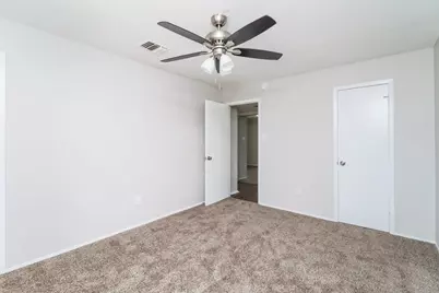 2212 W Oakdale Road, Irving, TX 75060 - Photo 9