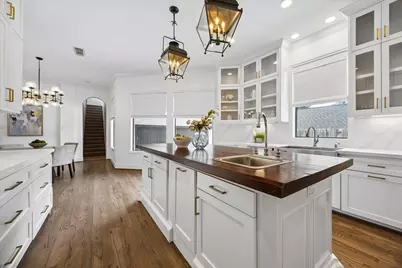 4523 Maple Street, Bellaire, TX 77401 - Photo 15