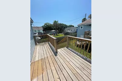 1323 Avenue M, Galveston, TX 77550 - Photo 15