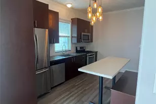 1323 Avenue M, Galveston, TX 77550 - Photo 3