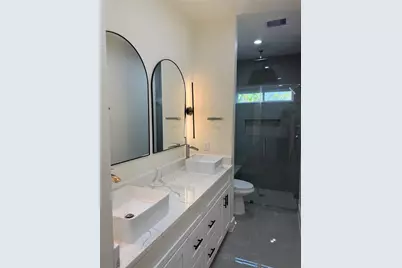 8318 Brandon Street, Houston, TX 77051 - Photo 23