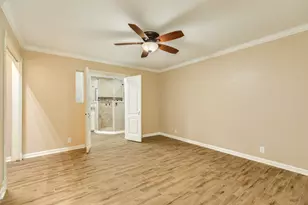 102 Turner St, Clute, TX 77531 - Photo 21