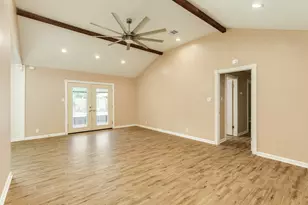 102 Turner St, Clute, TX 77531 - Photo 15