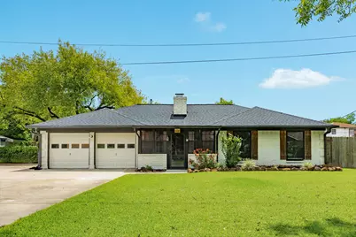 102 Turner Street, Clute, TX 77531 - Photo 1