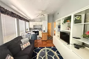 728 Hogan Dr, Conroe, TX 77302 - Photo 5