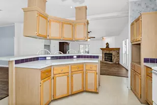 13713 Sarah Cir Dr, Willis, TX 77378 - Photo 17