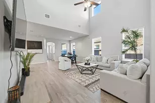 15027 Bradfield Mnr Dr, Houston, TX 77044 - Photo 9