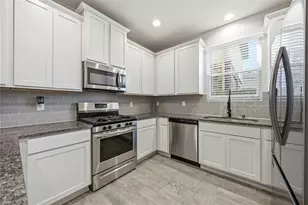 15027 Bradfield Mnr Dr, Houston, TX 77044 - Photo 13