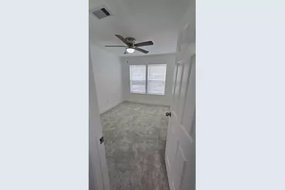 5122 Myrtlewood Street, Houston, TX 77033 - Photo 13