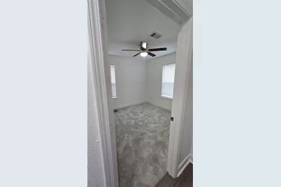 5122 Myrtlewood Street, Houston, TX 77033 - Photo 19