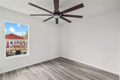 12824 Bermuda Beach Drive, Galveston, TX 77554 - Photo 15