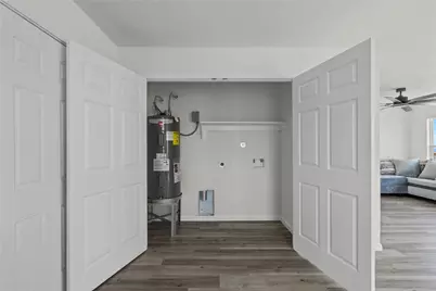 12824 Bermuda Beach Drive, Galveston, TX 77554 - Photo 17