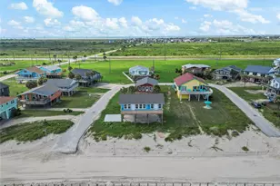 12824 Bermuda Beach Dr, Galveston, TX 77554 - Photo 31