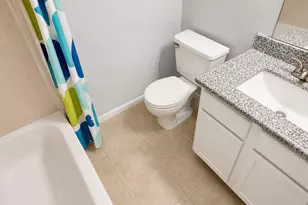 14802 Hollydale Dr, Houston, TX 77062 - Photo 13