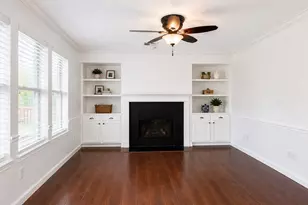 14802 Hollydale Dr, Houston, TX 77062 - Photo 7