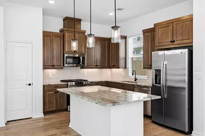 116 West Coralburst Loop, Montgomery, TX 77316 - Photo 5