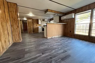 3807 Lands End Ct, Granbury, TX 76048 - Photo 5