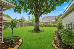 5718 Pebble Bank Ln, Houston, TX 77041 - Photo 37