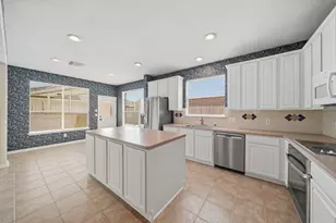 5718 Pebble Bank Ln, Houston, TX 77041 - Photo 11
