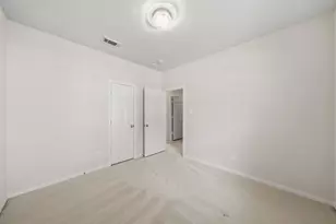5718 Pebble Bank Ln, Houston, TX 77041 - Photo 29